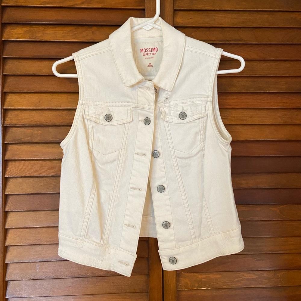 Cropped Denim Vest